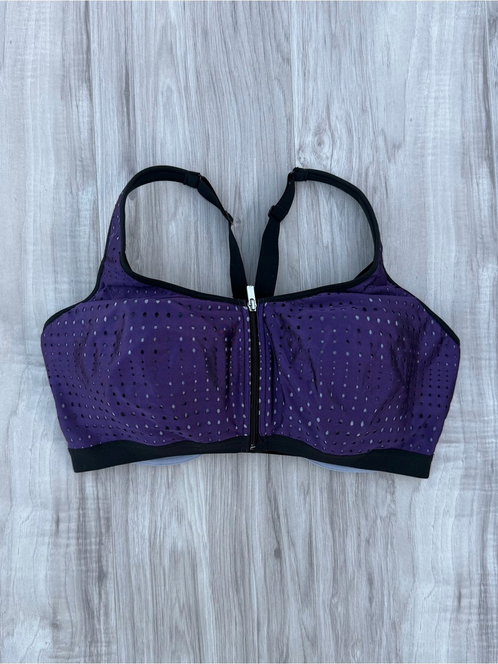 Victoria's Secret Knockout Front-Close Sports Bra and
